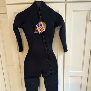 WMNS XS Actionplus Scuba Wetsuit Black Wet Suit 5mm Full Surf 3ways NWT RP $150